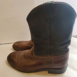 Ariat Brown and Black Cowboy Boots
